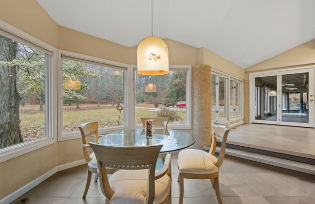 Massive Home w Sauna Pools Hot Tub Fireplaces - Photo 28