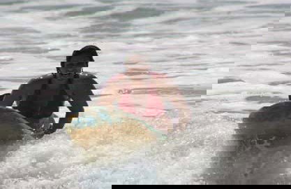 Curso de surf en Montañita - Foto 5