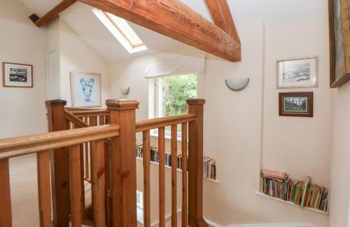 Bryn Howell Stables - Photo 22