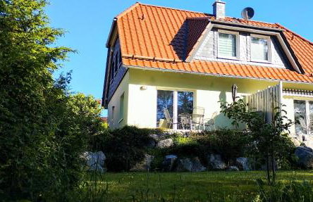 Behagliches Ferienhaus Zaunkönig -mit Kamin und Sauna- Blick über das romantische Bodetal - Foto 1