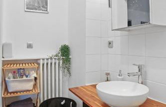 Carnet2voyages Suresnes - Proche Paris, La Défense - Foto 21