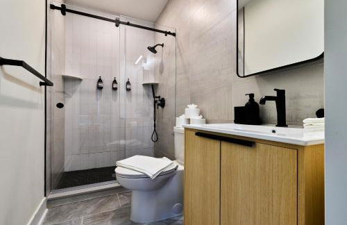 Sunny 2BR Loft • Work Relax Minutes to NYC - Foto 11