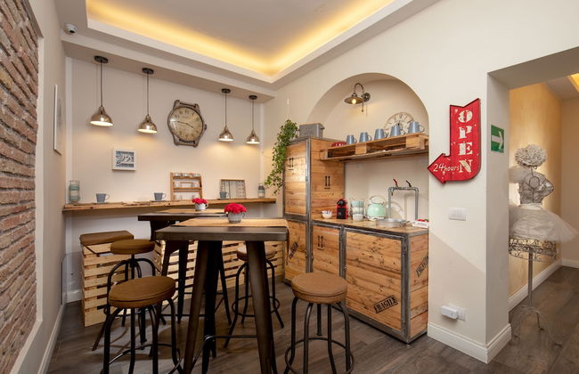 Spagna Secret Rooms - Photo 26