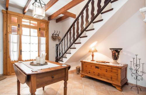 Fabulous Rural House with views to the mountains with swimming pool - Foto 23