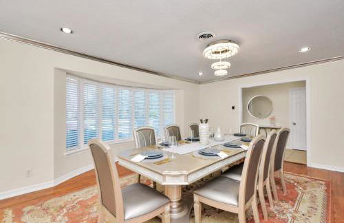 Luxury Retreat with Heated Pool, Firepit, Outdoor Cinema - Foto 52