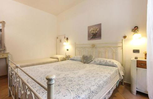 3 Bedroom Stunning Home In Casalsottano - Foto 39
