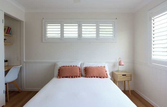 Tugun Retreat - 5BRM Home with Pool - Photo 5