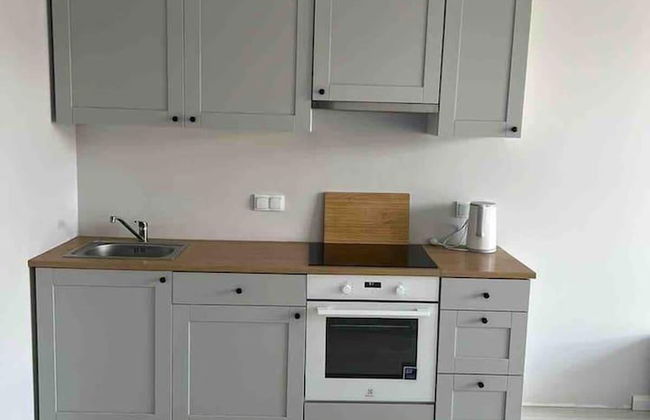 1-bed Top Floor Apartment in Warszawa - Foto 6