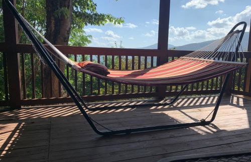 Sunset Retreat - Big Deck, Mountain & Lake Lure Views! - Foto 24