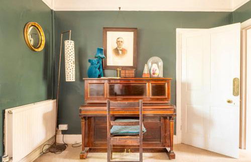 Boho Family Escape near Dunraven Bay with Sea Views - Foto 41