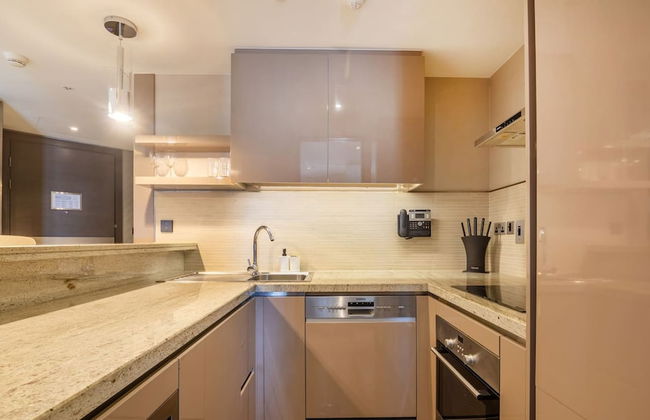 Luxury Studio Near Wafi Mall Dubai Frame - Photo 8