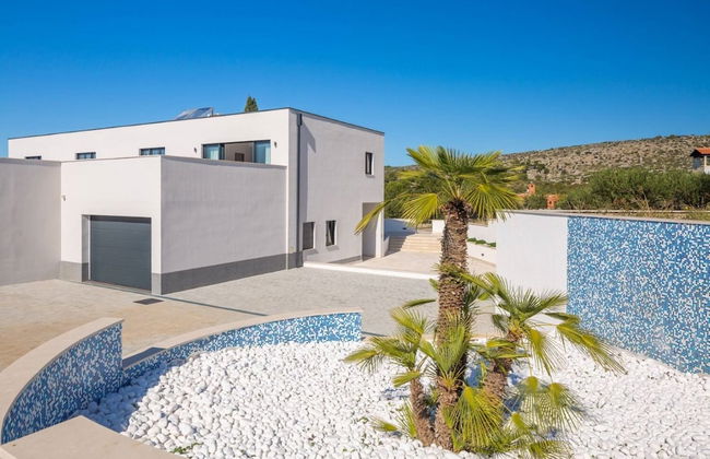 Holly - With Pool - H - Foto 48