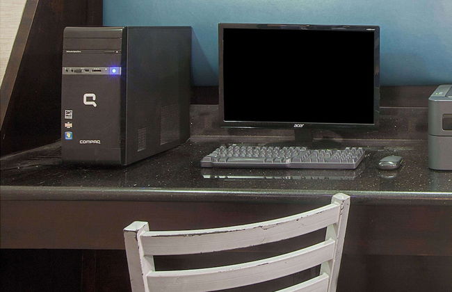 Ramada by Wyndham Houston Intercontinental Airport South - Foto 28