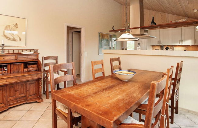 8 Person Holiday Home in Strandby - Foto 15