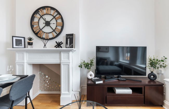 City Apartment - Sleeps 4 & Free Parking - Foto 12