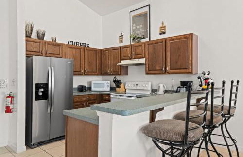 618 - Fabulous Light Bright 4 Bed Pool Home - Foto 15