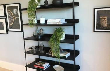 Amazing new built townhouse with garden in London - Photo 8