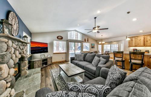 Grand Cabin Paradise - Beautiful Yard BBQ Forest - Foto 1