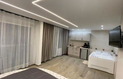 Le cocon - Studio avec balnéo et terrasse - Foto 1