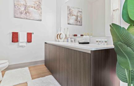 NEW! ChateauOasis PenthouseViews KingBed - Foto 20