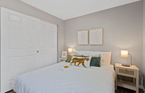 Chic Kirkland Home Overlooking Windsor Vista Park - Photo 26