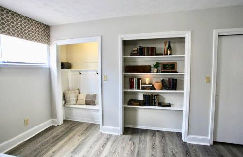 The Lounge - Downtown Chillicothe - Foto 4