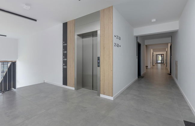 Apartment Overlooking the River, Pool, Dziwnow - Photo 25