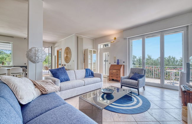 Villa Luce del Sol with Pool - L - Foto 23