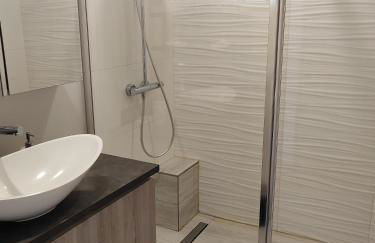 Pointe Rouge near beach & marina - Foto 8