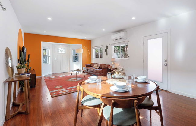 2 Units in Prime Hollywood Location Chic Renovated 1bdrs w/ Patio Avantstay - Foto 19