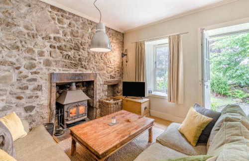 The Cottage - Photo 2