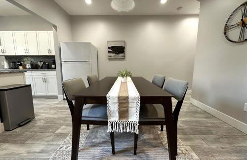 Charming 2BR Near Downtown & Attractions - Foto 34