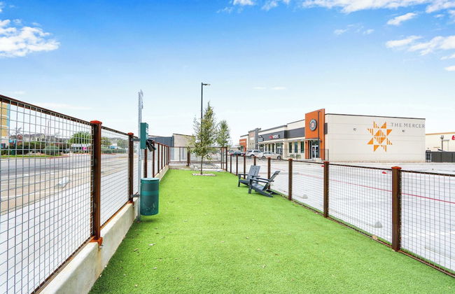 Relax in a Luxe Resort-style Condo - Foto 30