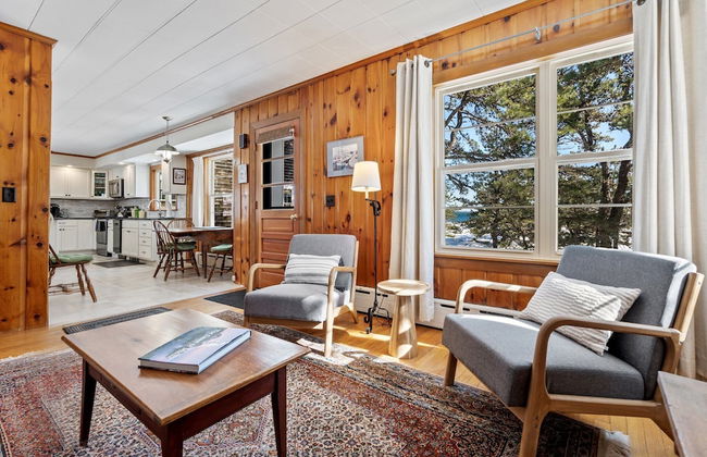 Bayview Beach Cottage For 4! - Photo 25