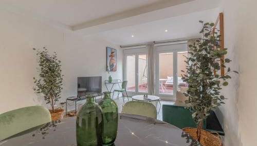 Large with terrace- 2Bd 1.5Bth- Plaza Castilla - Foto 2, Other