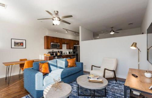 CozySuites MusicRow Astonishing Studio with free parking 38 - Foto 8