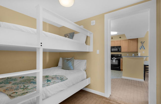 Palms Resort - Photo 9