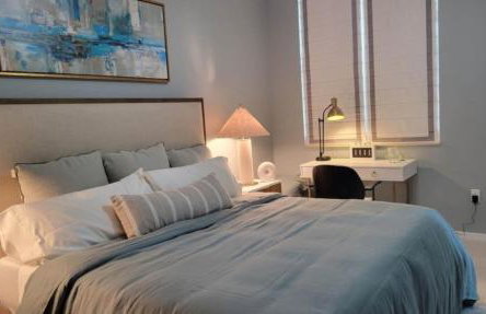 Turnkey Tranquility with Marina & Intercoastal views - Foto 15