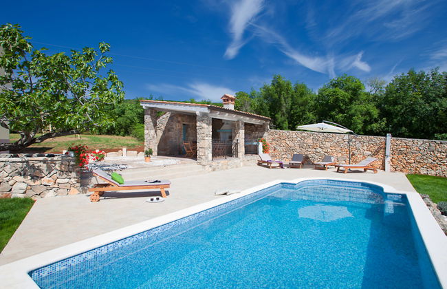 Attractive Villa With Private Swimming Pool, Beach Volleyball and Fenced Garden - Foto 40