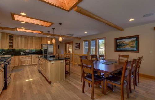 Prima Del Norte - Hot Tub, Pool Table, Arcade Game! - Foto 19