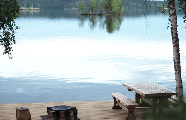 Cozy 4BR Lakeside Cottage with Sauna - Foto 17