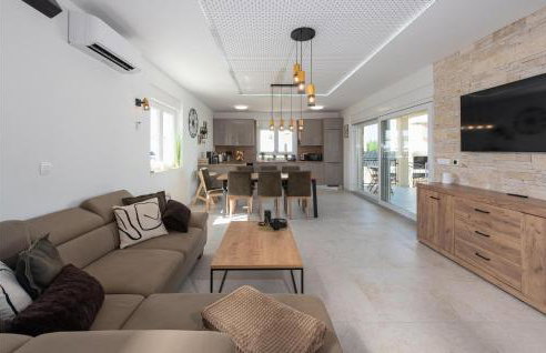 Gorgeous Home In Vrsi - Foto 3