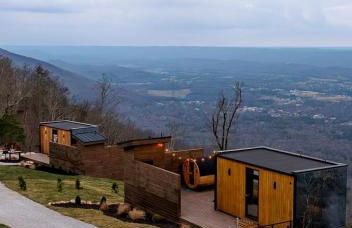 Stunning Mirrored Glass Cabin with Hot Tub & Sauna near Lookout Mountain, Dade County, GA - Foto 12