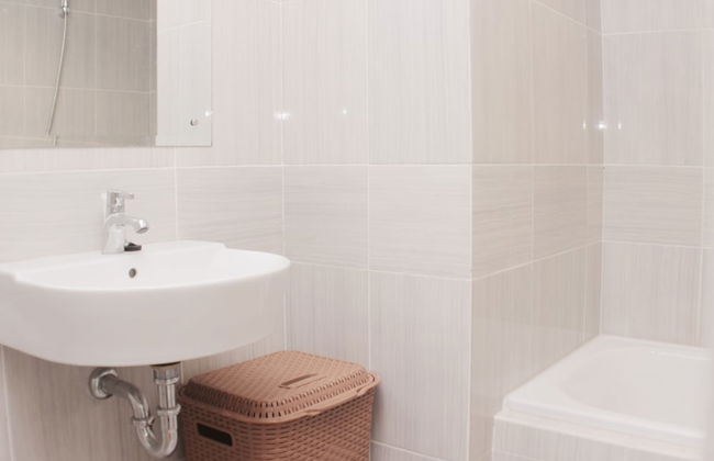 Minimalist And Cozy Studio At Vasanta Innopark Apartment - Photo 19