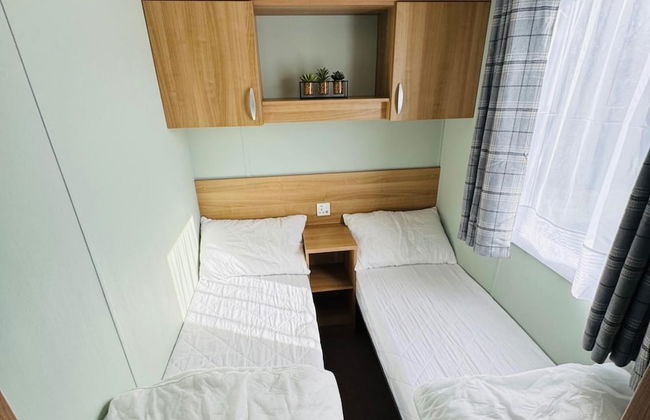 Statichomesleeps6-lakeview-petsok-balcony-parking - Foto 11