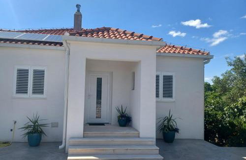 LUXURY VILLA ŠENTADA - Photo 17