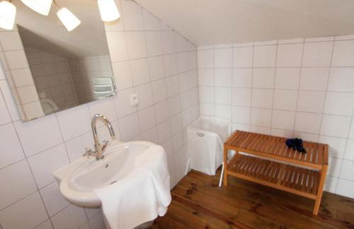 Very nice cottage with studio on a domain with heated pool - Foto 22