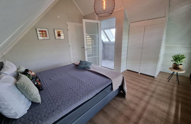 Luxurious Detached Water Villa With Jetty - Foto 37