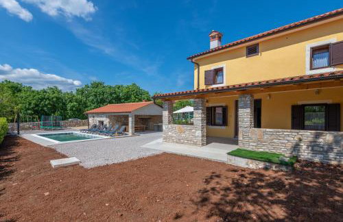 Villa Biba, a seaside hideaway with a pool - Foto 35