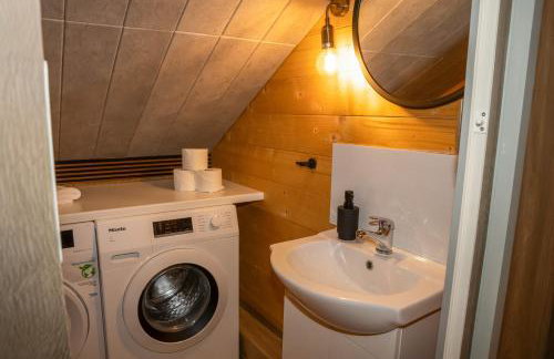 Holiday Home Small Vegas- JACUZZI AND GARTEN FOR EXCLUSIVE USE - Foto 17